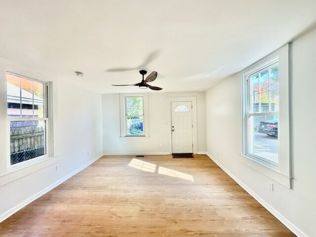 Family Room - 1491 Elm St