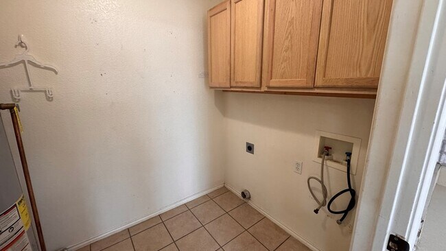 Building Photo - 4008 New Orleans Dr