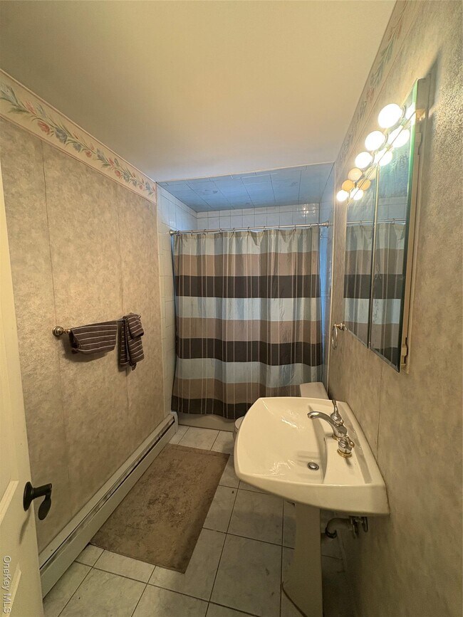 Building Photo - 4429 Express Dr N