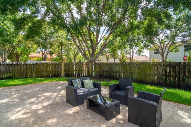 Building Photo - 1217 NW 125th Terrace