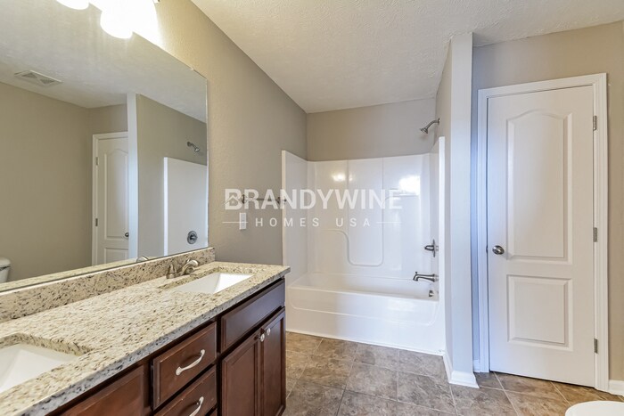 Building Photo - 507 Nixon Way