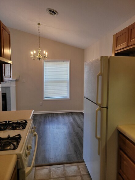 kitchen-dining - 1200 Hillside Ave