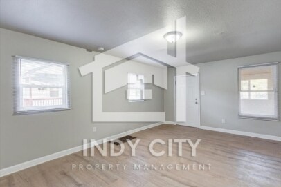 Building Photo - 3534 N Parker Ave