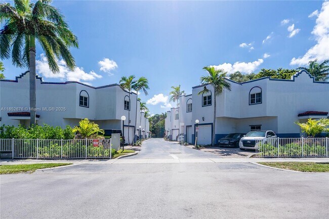 Primary Photo - 2927 SW 18th Terrace
