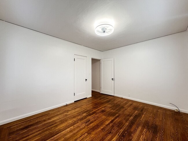 Building Photo - Classic Downtown Napa Duplex with Modern Upgrades and Across from Fuller Park