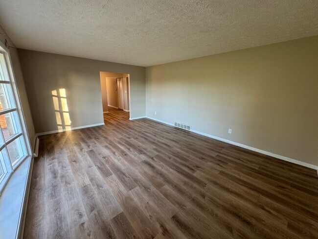 Building Photo - 3 Bed in Doylestown