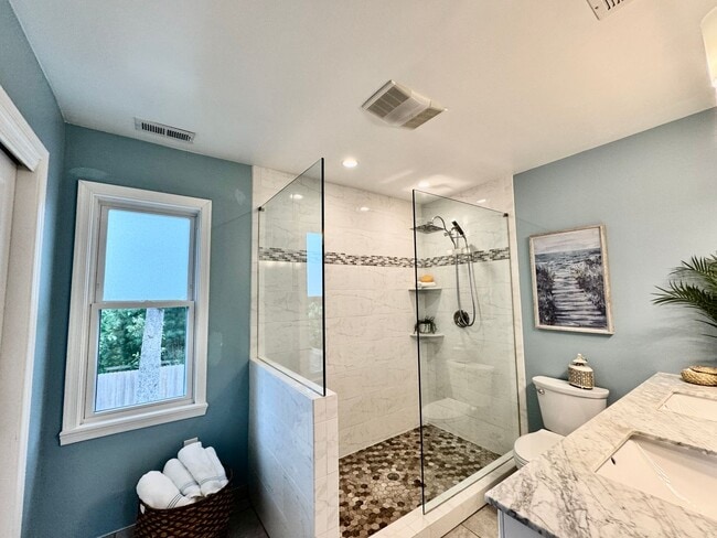 Building Photo - Ready NOW! A Spacious Home in Beautiful Pi...