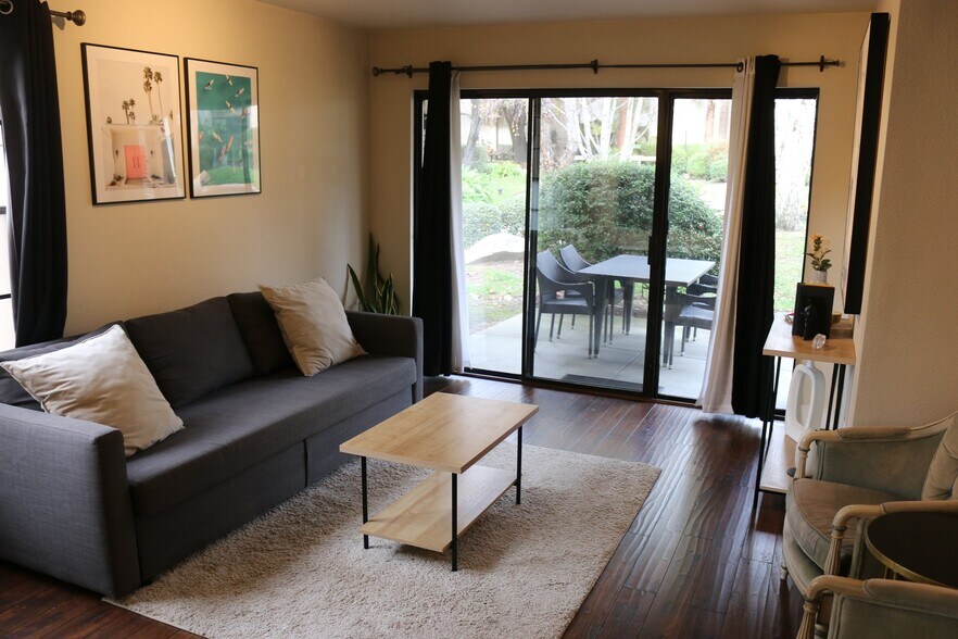 Building Photo - 26701 Quail Creek
