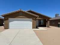Building Photo - DESERT SANDS POOL HOME