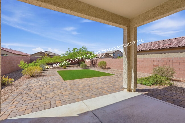 Building Photo - 7842 S New Strike Way