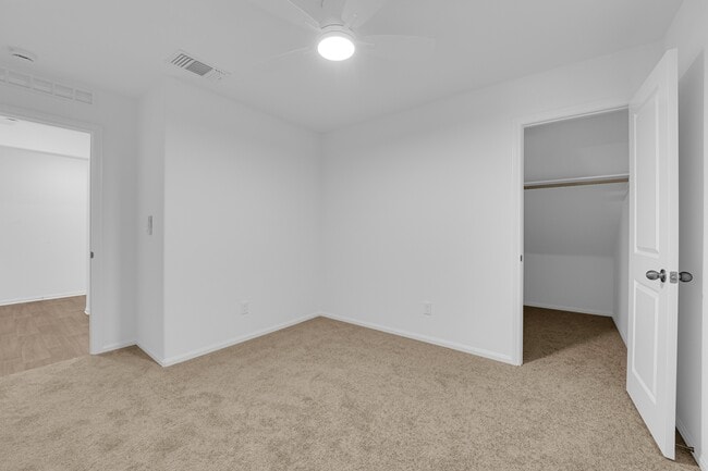 Building Photo - 6020 Swift Lariat St