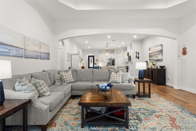 Building Photo - 3559 Pebble Beach Blvd