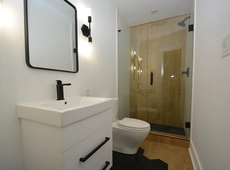 Building Photo - 115 Ashworth Dr