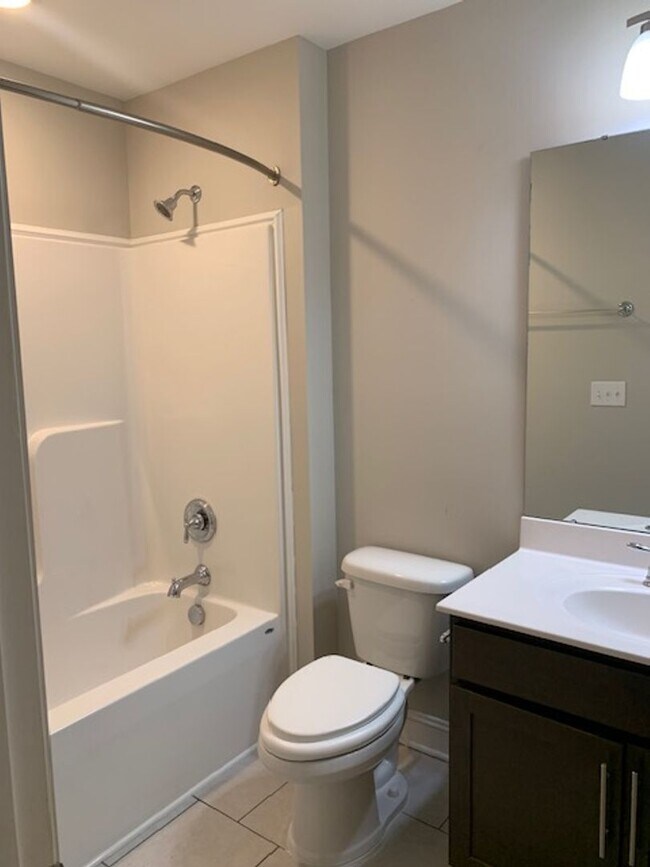 Building Photo - 113 James Parcus Cir