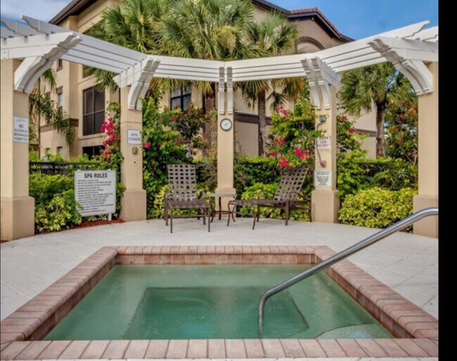 Building Photo - 12970 Positano Cir