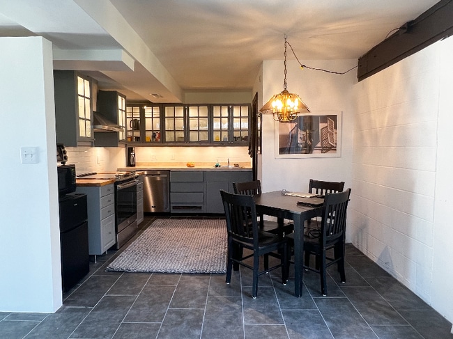 Building Photo - 197 Calkins Rd