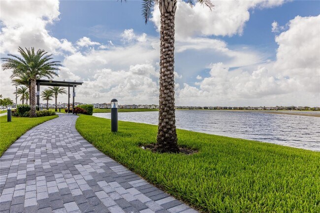 Building Photo - 8865 NW 160th Ter