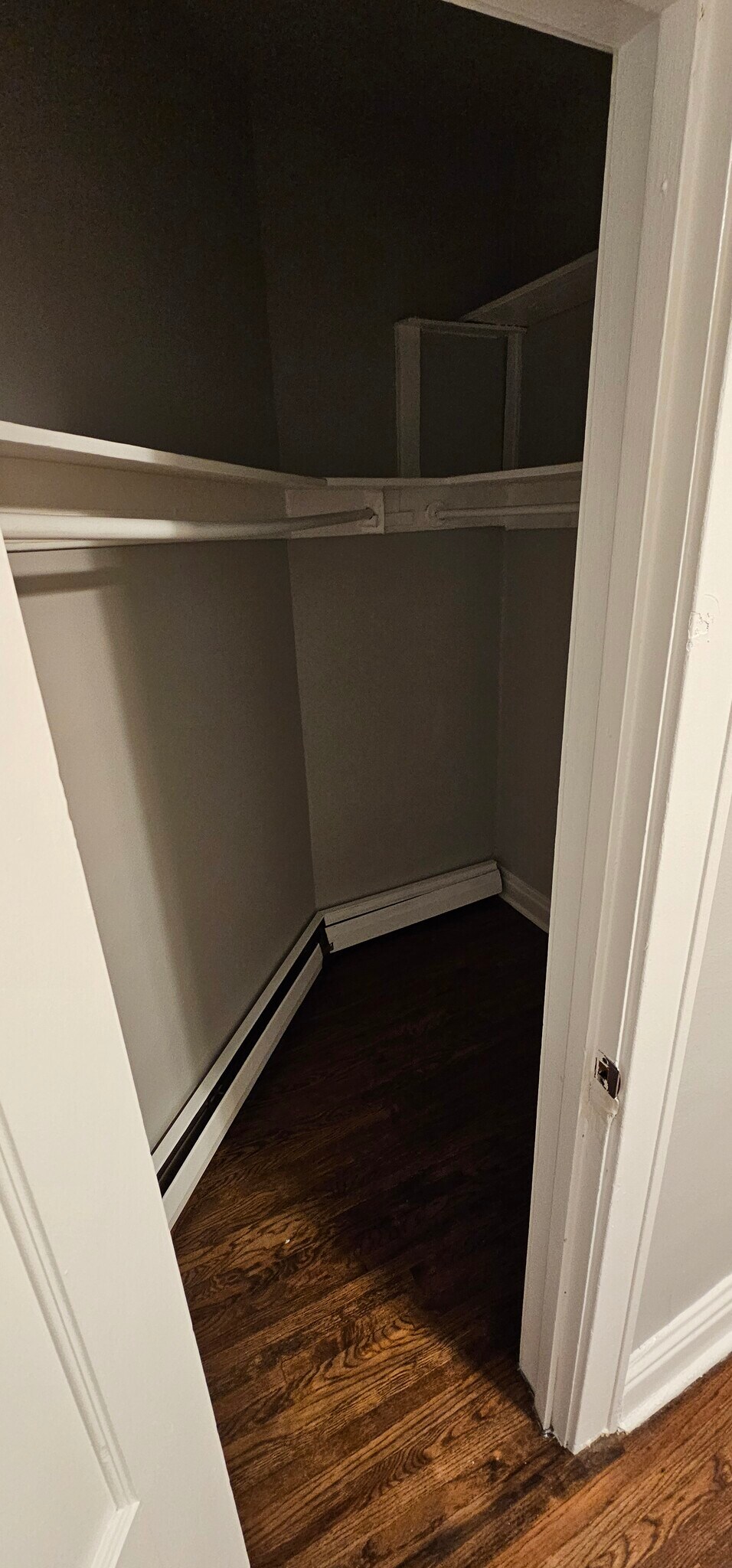 Building Photo - 3827 N Drake Ave