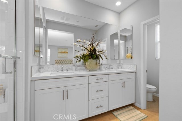 Building Photo - 136 Modjeska