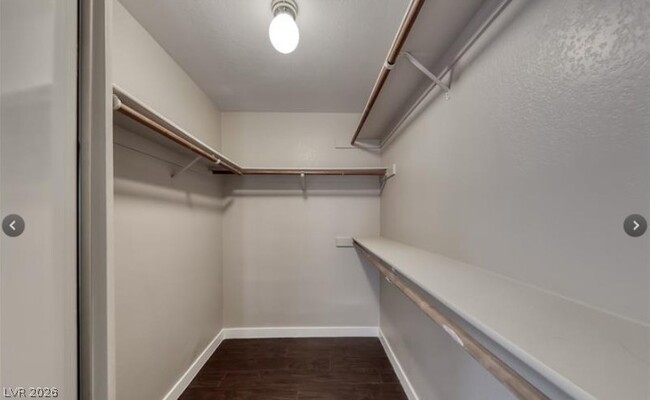 Building Photo - 2605 S Durango Dr