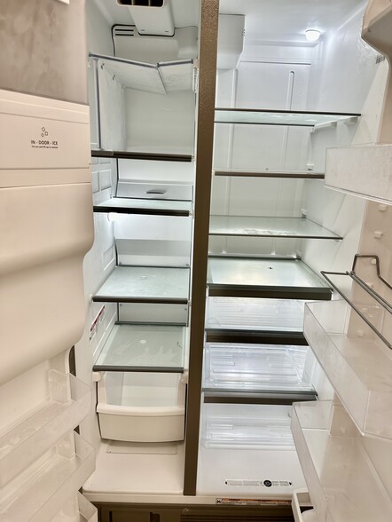 BRAND NEW REFRIGERATOR - 18041 Biscayne Blvd