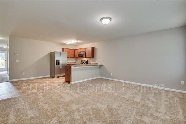 Building Photo - 3549 Pebble Creek Dr