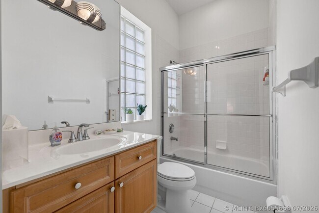 Building Photo - 1048 Diamond Head Way