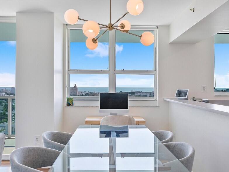 Building Photo - 650 West Ave