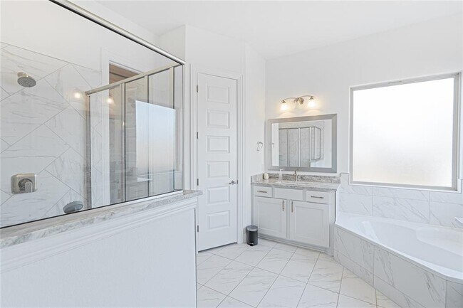 Building Photo - 3037 Sage Ranch Dr