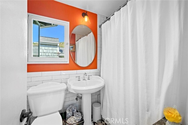 Building Photo - 773 St Ann's Dr