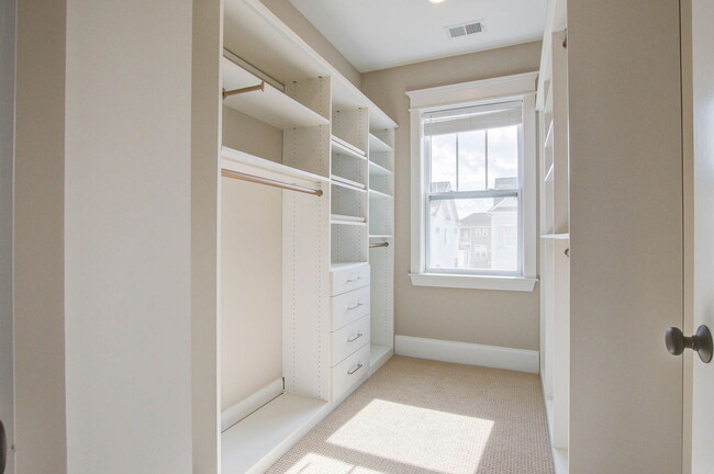 Building Photo - 1636 Juliana St