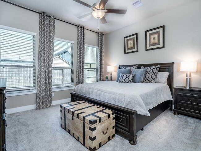 Building Photo - 13210 Wood Leaf Pk