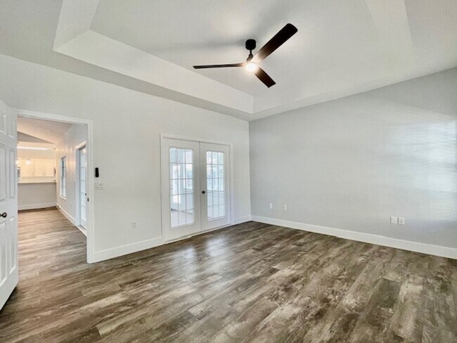 Building Photo - 4/2 Home located in Cul-de-sac in Capri