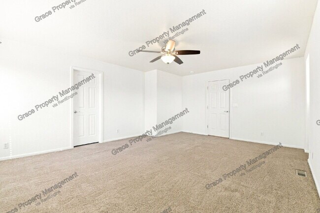 Building Photo - 13937 Ivy St