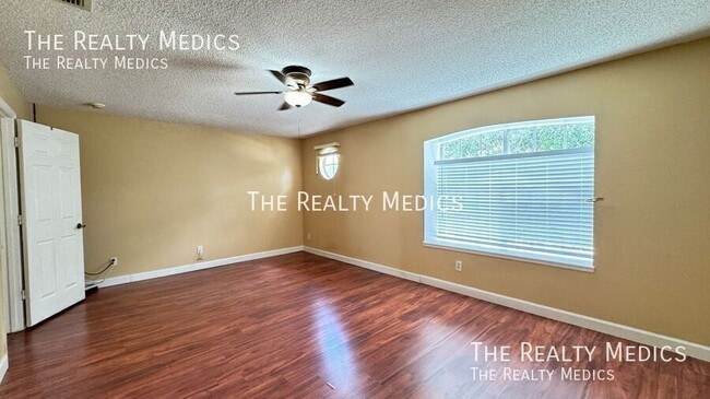 Building Photo - 13628 Tetherline Trail