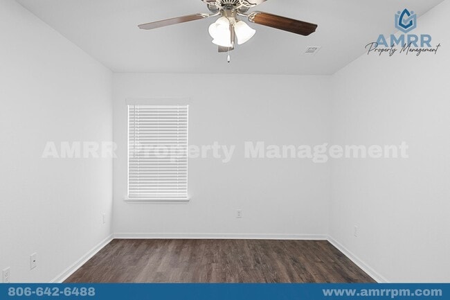 Building Photo - New Beginnings Start With AMRR: Cozy 3 Bedroom Available in May!