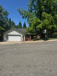 Building Photo - West Redding Home with Landscaping included