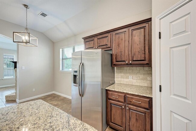 Building Photo - 108 Latitude Ln