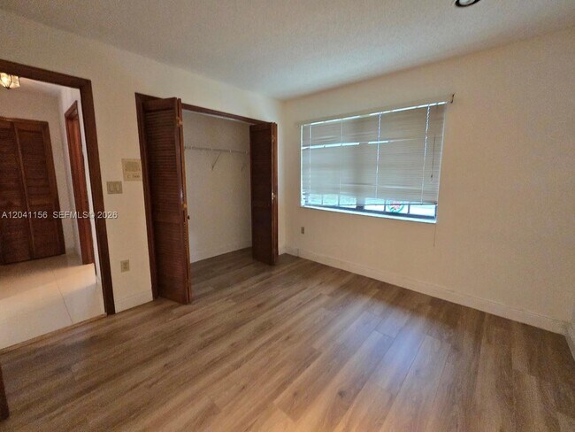 Building Photo - 15630 SW 46th Terrace