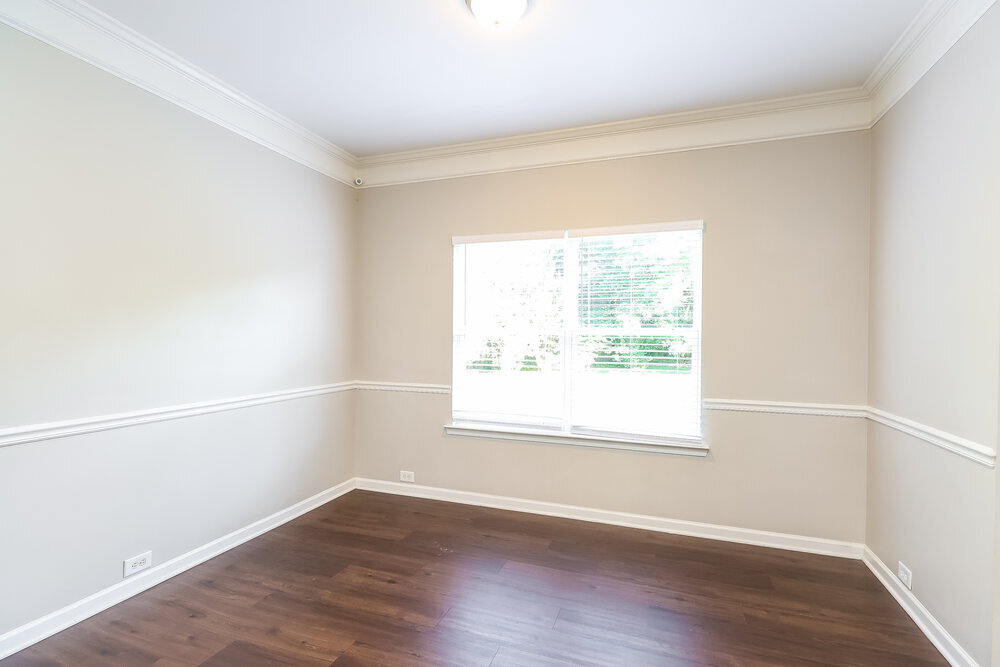 Building Photo - 5721 Verrazano Dr
