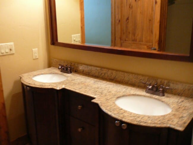 Building Photo - 3 BR/2 BA Ground- Floor Condo Just Minutes...
