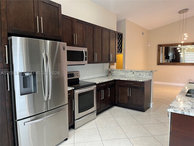 Building Photo - 248 NW 47th Ave
