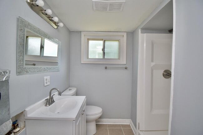 Building Photo - 3918 Eddystone Dr