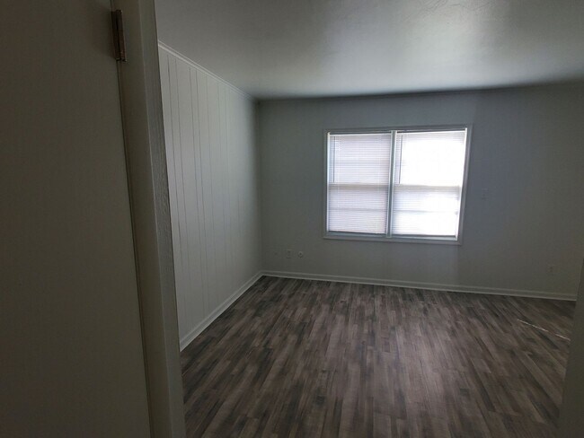 Building Photo - Weblin Place
