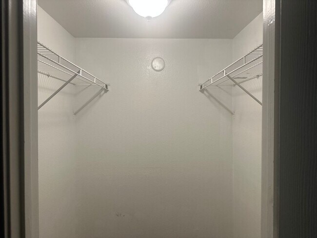 Building Photo - Affordable 1 Bedroom 1 Bathroom Condo with Loft