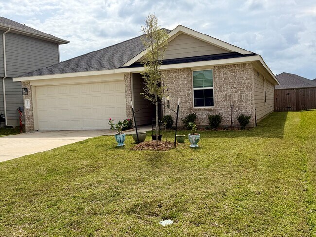 Building Photo - 31119 Brightwell Bnd