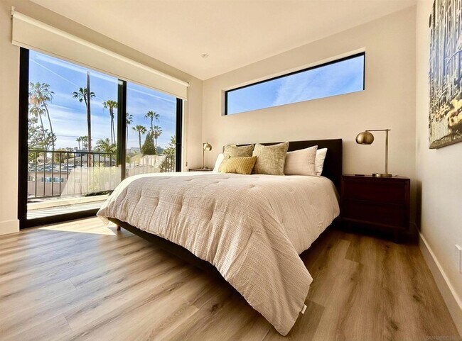 Building Photo - 8168 Paseo Del Ocaso