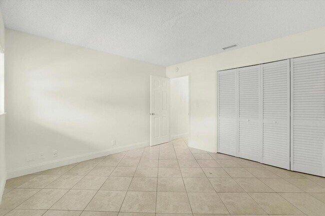 Building Photo - 10151 NW 35th St