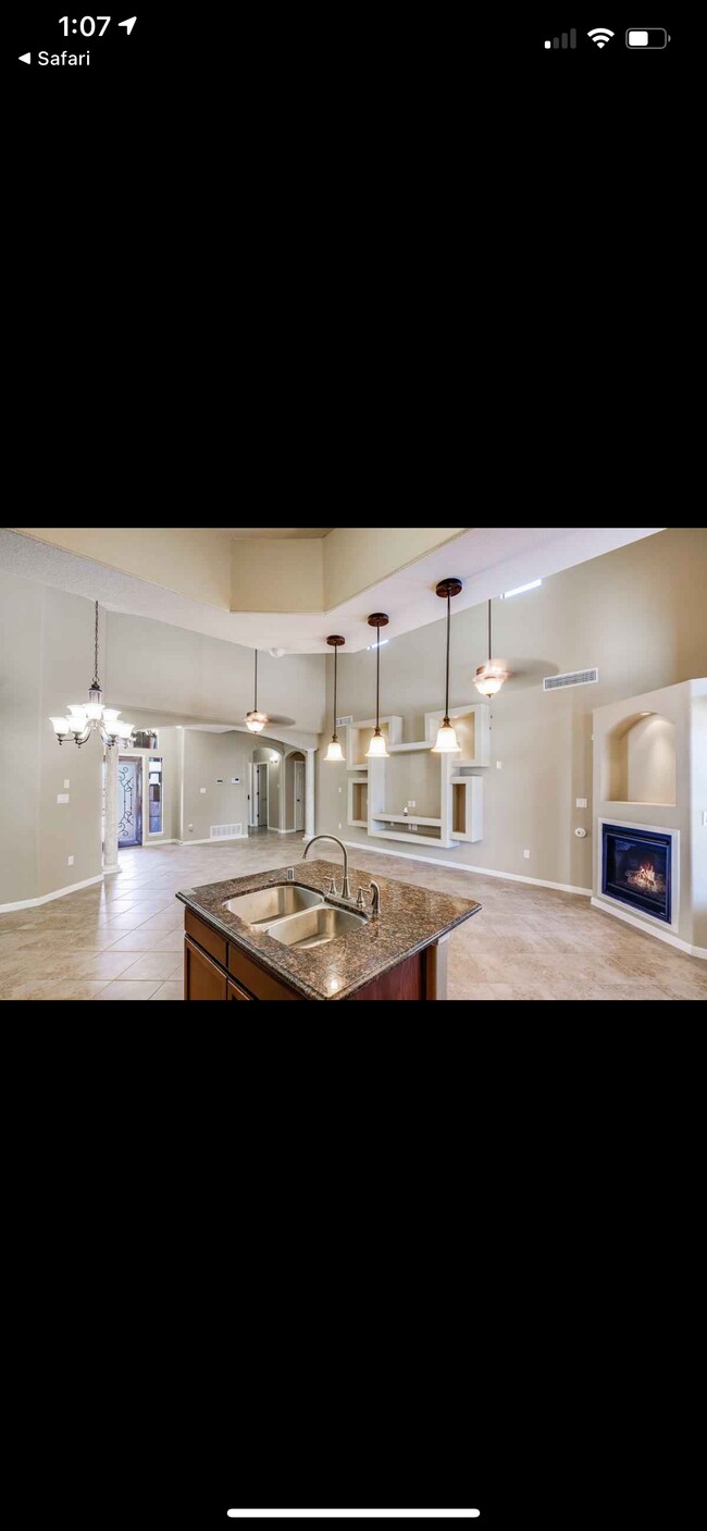 Building Photo - 2600 Snowy Rock Pl