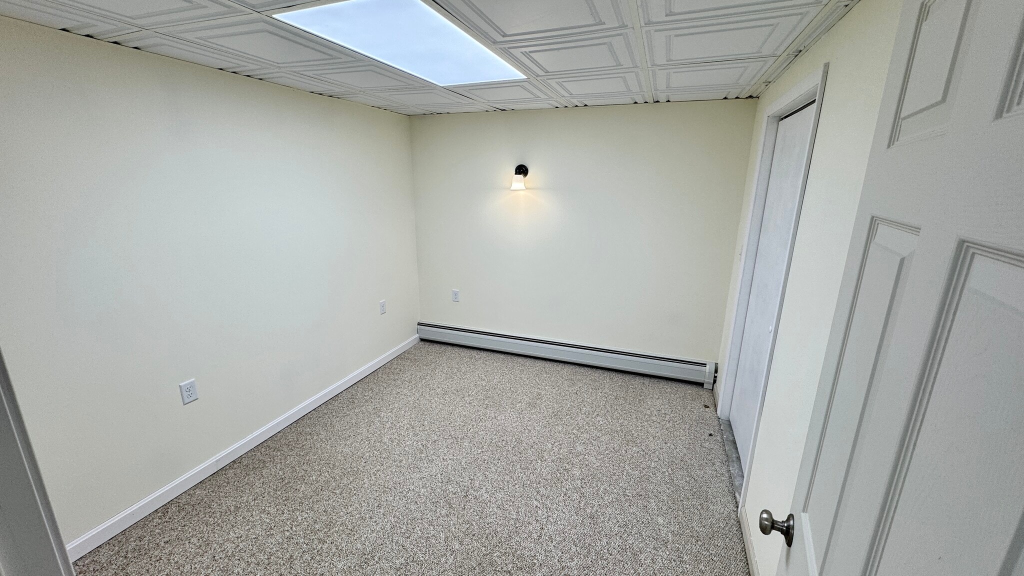 Building Photo - 33 Winterlane Cir